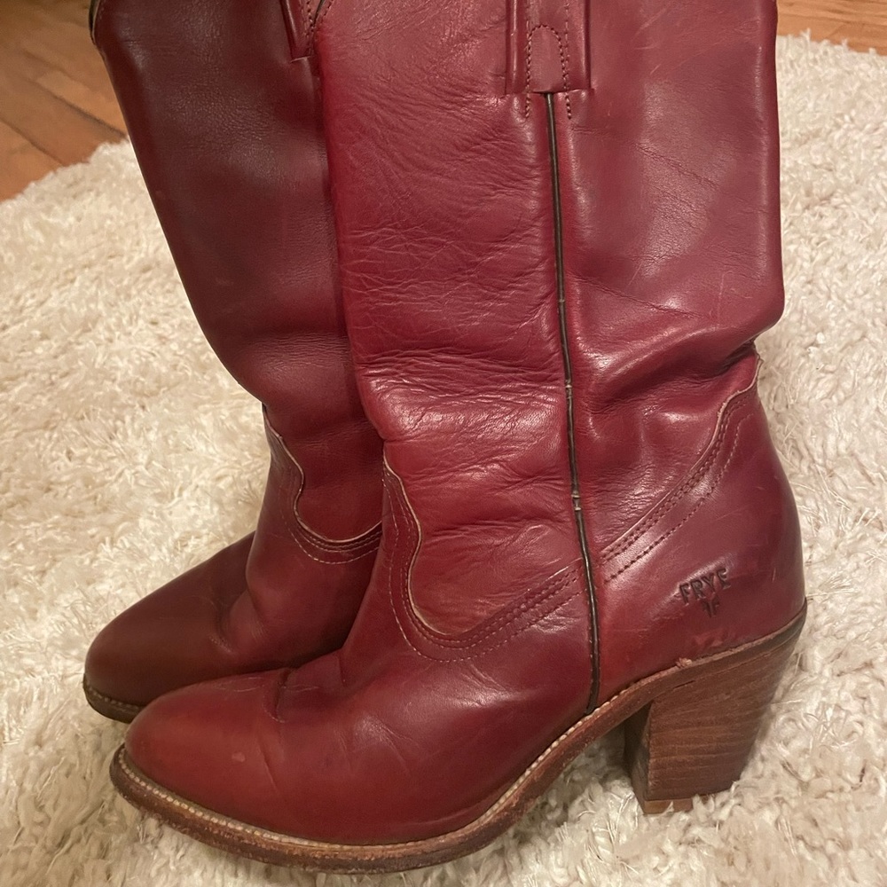 FRYE Cowgirl boots size 9